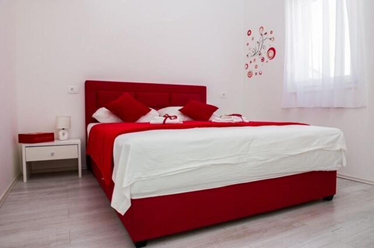 Apartments Zdeslav Rogoznica  Εξωτερικό φωτογραφία